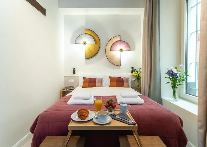 Galera Rooms